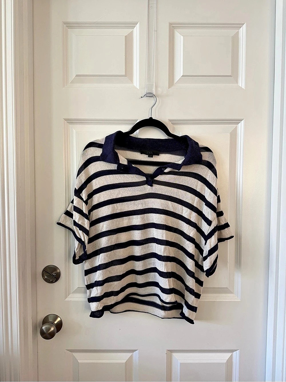 Zara Striped Short Sleeve Top in White & Navy Size Small